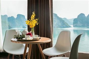 *!<=*ParamsSpilitItems*=>*!Day 2*!<=*ParamsSpilitItems*=>*!Dark & Bright Cave  – Ha Long Bay - Hanoi (Light Breakfast/Brunch)*!<=*ParamsSpilitItems*=>*!
