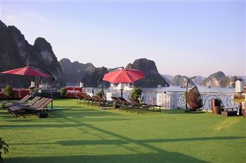 *!<=*ParamsSpilitItems*=>*!Day 2*!<=*ParamsSpilitItems*=>*!HALONG BAY *!<=*ParamsSpilitItems*=>*!