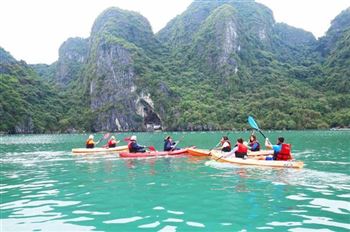 *!<=*ParamsSpilitItems*=>*!Day 1*!<=*ParamsSpilitItems*=>*!Hanoi – Ha Long Bay (L, D)*!<=*ParamsSpilitItems*=>*!
