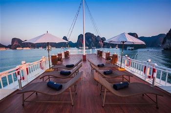 *!<=*ParamsSpilitItems*=>*!Day 1*!<=*ParamsSpilitItems*=>*!HANOI – HALONG BAY*!<=*ParamsSpilitItems*=>*!