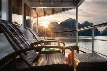 *!<=*ParamsSpilitItems*=>*!Day 2*!<=*ParamsSpilitItems*=>*!Halong Bay *!<=*ParamsSpilitItems*=>*!