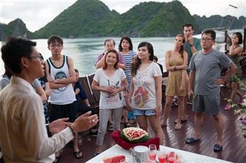 *!<=*ParamsSpilitItems*=>*!Day 3*!<=*ParamsSpilitItems*=>*!Ha Long Bay – Hanoi (B, L)*!<=*ParamsSpilitItems*=>*!