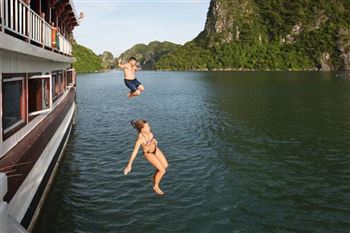 *!<=*ParamsSpilitItems*=>*!Day 1*!<=*ParamsSpilitItems*=>*!Hanoi –Ha Long Bay (L, D)*!<=*ParamsSpilitItems*=>*!