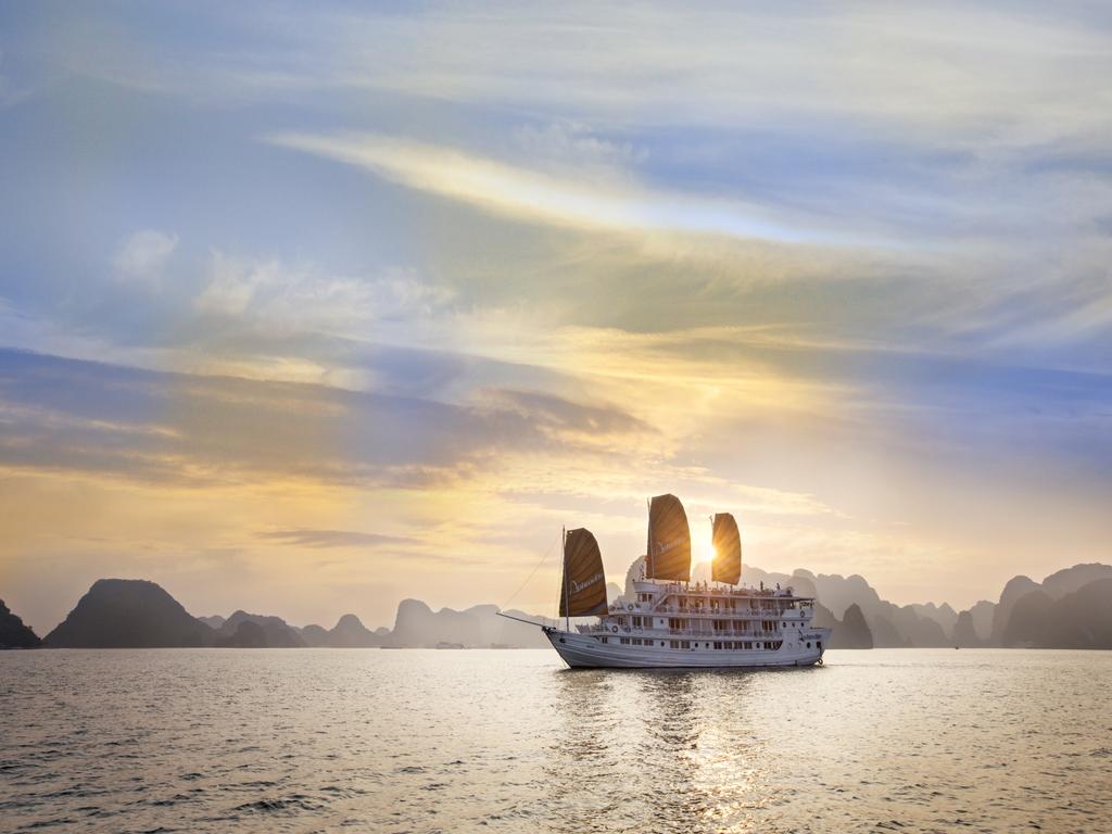 APHRODITE CRUISE 2D1N