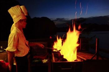 *!<=*ParamsSpilitItems*=>*!Day 1*!<=*ParamsSpilitItems*=>*!HANOI – HALONG BAY*!<=*ParamsSpilitItems*=>*!