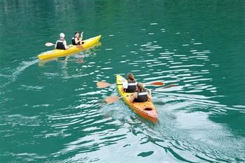 *!<=*ParamsSpilitItems*=>*!Day 1*!<=*ParamsSpilitItems*=>*!Explore Bai Tu Long Bay – Thien Canh Son – Cap La.*!<=*ParamsSpilitItems*=>*!