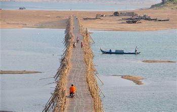 *!<=*ParamsSpilitItems*=>*!Day 3*!<=*ParamsSpilitItems*=>*!Kratie - Kompong Cham - Kompong Thom*!<=*ParamsSpilitItems*=>*!