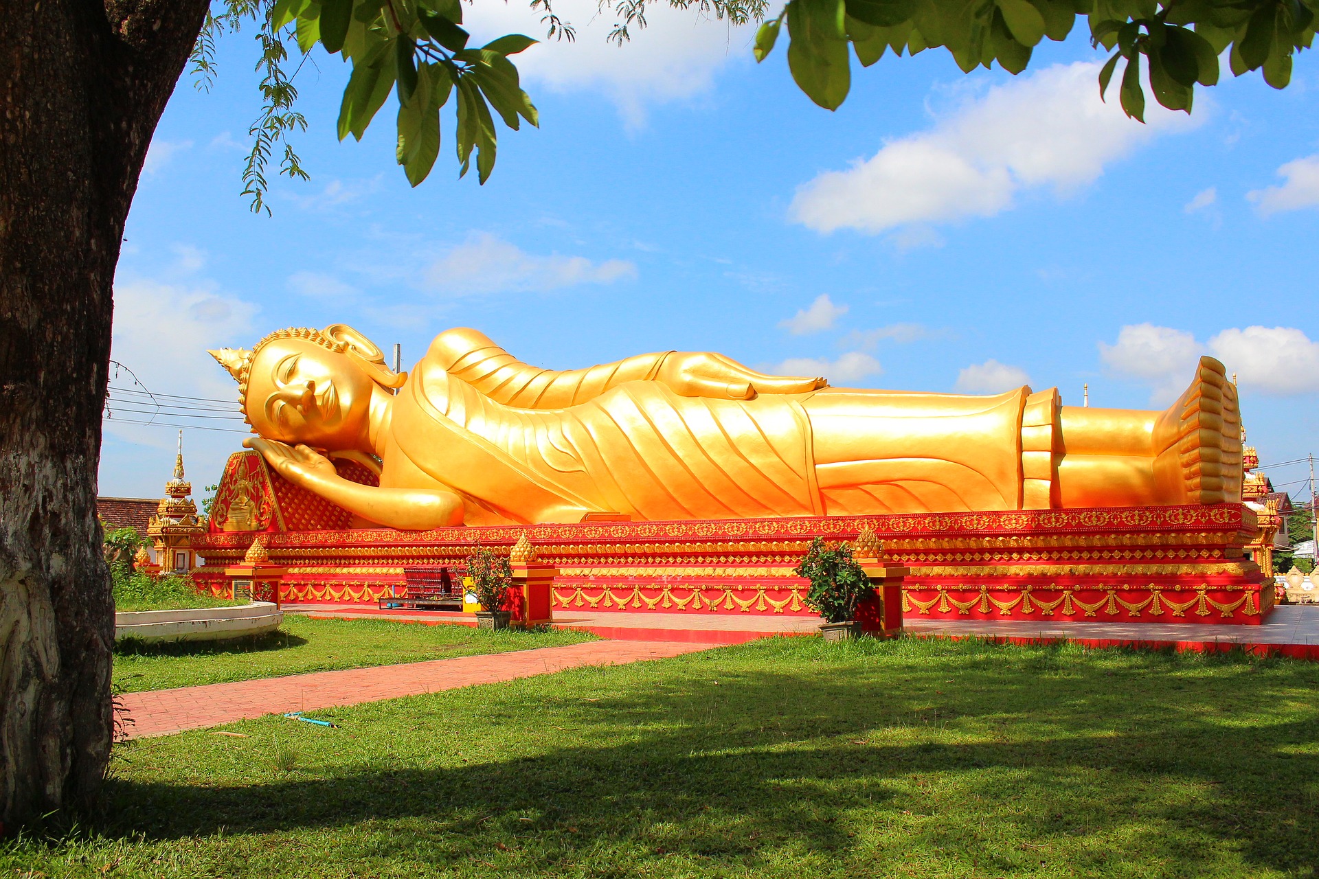 SPLENDORS OF LAOS