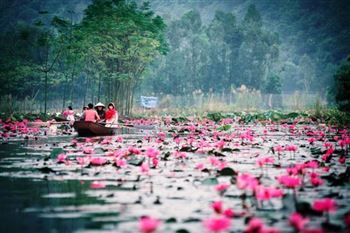 *!<=*ParamsSpilitItems*=>*!Day 6*!<=*ParamsSpilitItems*=>*!Hanoi – Perfume pagoda – Hanoi *!<=*ParamsSpilitItems*=>*!