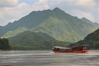 *!<=*ParamsSpilitItems*=>*!Day 18*!<=*ParamsSpilitItems*=>*!Pakbeng – Pak Ou – Luang Prabang*!<=*ParamsSpilitItems*=>*!
